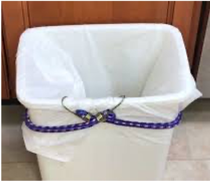 Use plastic hooks to prevent your trash bag from falling into the can :  r/lifehacks